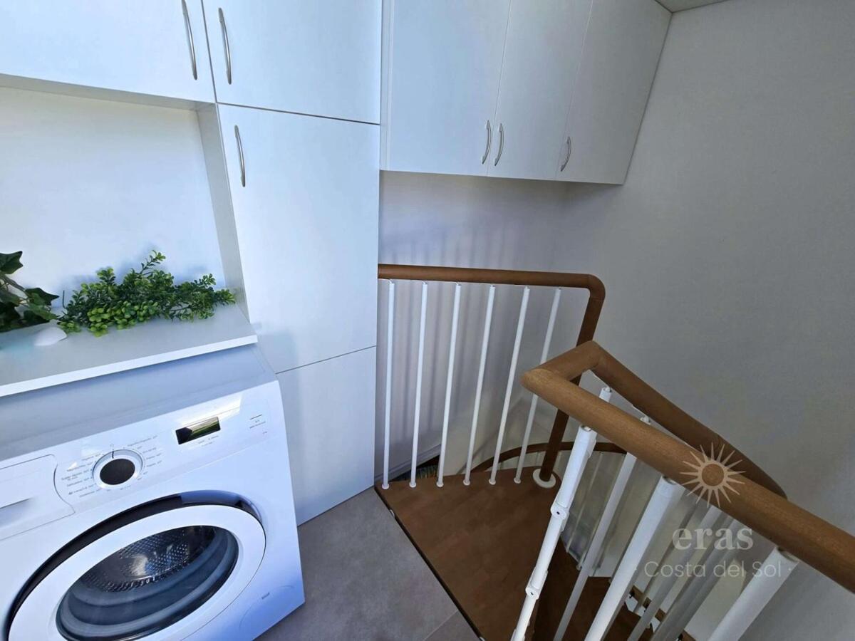 Elegant Duplex Penthouse Near The A116 Lejlighed Fuengirola